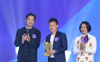 Quang Hải, Duy Mạnh giành "Cúp chiến thắng"