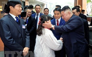 [Clip] Chủ tịch TP Hà Nội đón nhà lãnh đạo Kim Jong-un tại khách sạn Melia