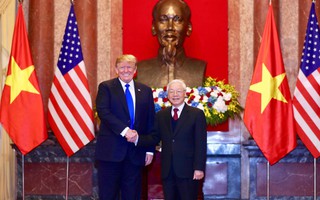 Toàn cảnh cuộc gặp Tổng Bí thư, Chủ tịch nước và Thủ tướng với Tổng thống Donald Trump