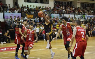 Saigon Heat thắng sít sao nhà vô địch ABL