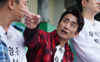 Danh thủ Hàn Quốc, "sao" phim "Ông trùm" sang cổ vũ thầy trò Park Hang-seo