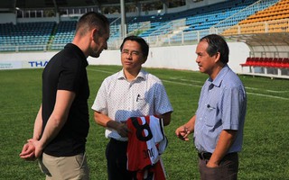 Bầu Đức bắt tay với Feyenoord, đưa học trò thầy Giôm sang Hà Lan chơi bóng