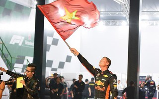 Huyền thoại David Coulthard và đội đua F1  mang gì đến trình diễn tại Việt Nam?