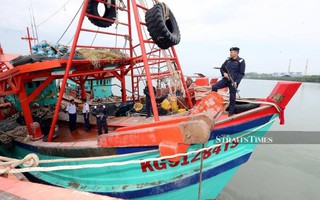 Malaysia bắt giữ 2 tàu cá Việt Nam cùng 29 ngư dân