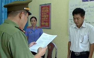 Gian lận điểm thi ở Sơn La: Sao không truy tố tội "nhận hối lộ"?