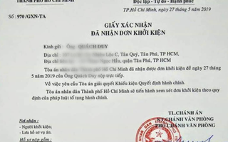 Bị phạt do xúc phạm lãnh đạo, 1 chuyên viên văn phòng UBND TP HCM khởi kiện