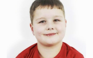 Bé trai 9 tuổi bị chó cắn chết ở Anh