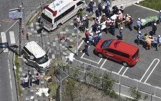 Nhật Bản: Xe hơi lao vào nhóm trẻ mẫu giáo, 15 người nhập viện