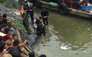 "Người nhái" tìm thấy 2 thi thể học sinh trên sông Đồng Nai