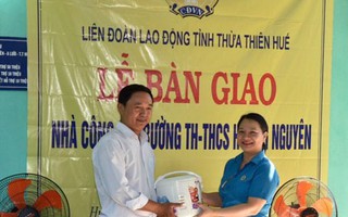 Thừa Thiên - Huế: Trao nhà công vụ cho giáo viên