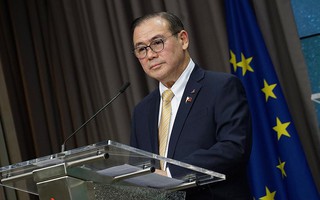 Philippines dọa "cắt đứt quan hệ với Trung Quốc" sau vụ va chạm tàu cá