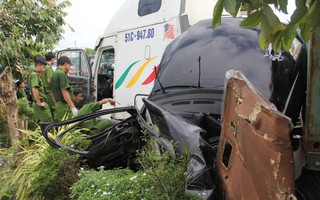 Bắt tài xế xe container lùa ôtô khiến 5 người chết