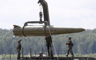 Mỹ - Nga tranh cãi về thử hạt nhân