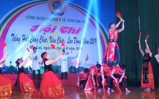 GIA LAI: Sôi nổi Hội thi Tiếng hát CNVC-LĐ ngành y