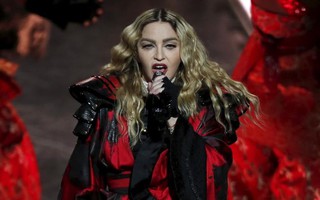 Madonna thua trong vụ kiện giữ vật dụng cá nhân