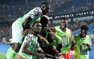 Sao Ngoại hạng Anh tỏa sáng, Senegal và Nigeria vào bán kết CAN 2019