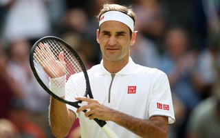 Federer khiến "Fan" thót tim trong ngày xuất quân Wimbledon 2019