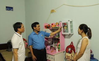 HẢI PHÒNG: Tặng 324 tủ thuốc cho công nhân nhà trọ