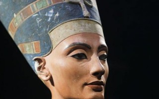 Nữ hoàng Ai Cập bị giấu trong mật thất của mộ người khác?