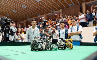 7 đội tuyển học sinh Việt Nam tranh tài cuộc thi Robot quốc tế