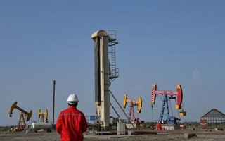 Công ty Trung Quốc ngừng mua dầu Venezuela vì ngán lệnh trừng phạt Mỹ