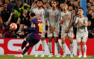 Nữ cầu thủ nghiệp dư "đua" siêu phẩm với Messi, Ibrahimovic