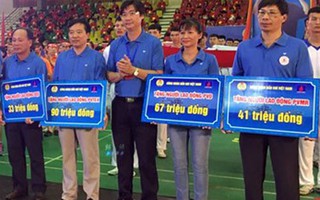 Hỗ trợ người lao động gặp khó khăn