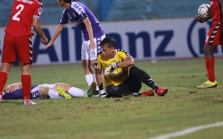 Người hâm mộ khuyên Tấn Trường nên giải nghệ sau sai lầm ở AFC Cup 2019