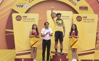 Tay đua Hàn Quốc giữ áo vàng sau cuộc đua tốc độ