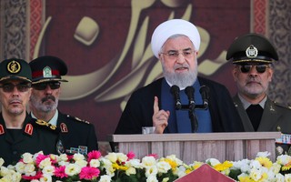 Iran "đuổi" Mỹ, đòi phụ trách an ninh vịnh Ba Tư
