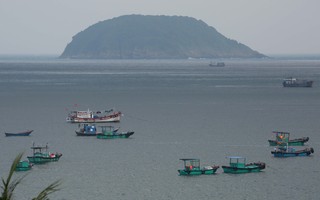 Tiếp sức ngư dân huyện Côn Đảo