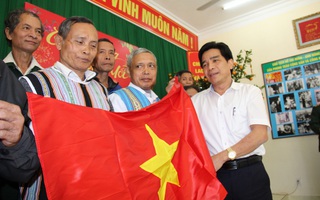 Tỉnh ủy Quảng Nam gửi thư cảm ơn chương trình "Một triệu lá cờ Tổ quốc cùng ngư dân bám biển"