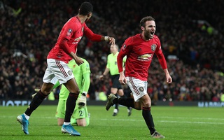 "Người hùng" Juan Mata đưa Man United vượt vòng 3 FA Cup