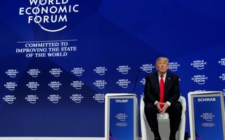 Sóng gió chờ ông Donald Trump ở Davos