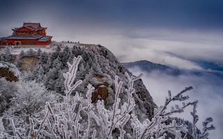 Tiên cảnh đậm chất kiếm hiệp trên núi Nga Mi mùa đông