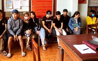 Bình Định: Phát hiện “ổ tiếp viên” cư trú bất hợp pháp cùng nhiều hung khí