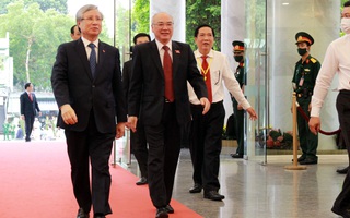 Hình ảnh lãnh đạo, nguyên lãnh đạo Đảng, Nhà nước dự khai mạc Đại hội Đảng bộ TP HCM