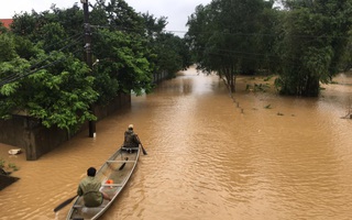 Lũ chồng lũ, 11.000 nhà dân ở Quảng Bình lại ngập chìm trong nước