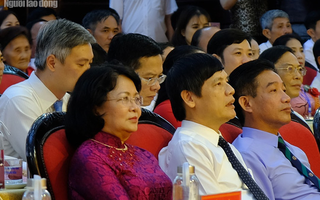 Phó Chủ tịch nước Đặng Thị Ngọc Thịnh dự Đại hội thi đua yêu nước tỉnh Thanh Hóa