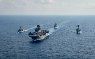 Mỹ nói về thông tin "tấn công đảo bị Trung Quốc chiếm đóng" trên biển Đông