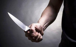 Nghi án con trai dùng dao chém mẹ 74 tuổi tử vong rồi tự sát