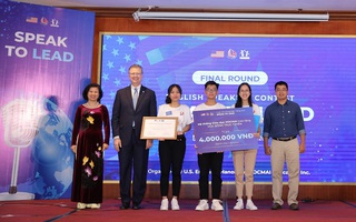 Đội học sinh từ An Giang giành thắng lợi thi hùng biện bằng tiếng Anh