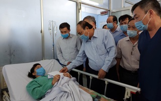 Thủ tướng Nguyễn Xuân Phúc: Điều trị miễn phí, tốt nhất cho nạn nhân Trà Leng