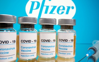 Pfizer khẳng định "chỉ cung cấp vắc-xin qua chính phủ"