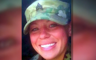 Nữ quân nhân Mỹ tự tử vì bị đồng nghiệp cưỡng hiếp tập thể