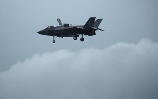 Thương vụ trị giá 23 tỉ USD, bán 50 tiêm kích F-35 cho UAE gặp khó