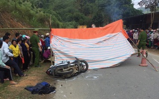 Ôtô 7 chỗ vượt xe đầu kéo, tông tử vong 2 người phụ nữ