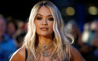 Rita Ora xin lỗi, nộp phạt hơn 300 triệu đồng vì mở tiệc giữa dịch Covid-19