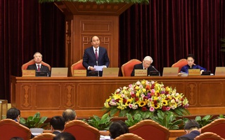 Thủ tướng điều hành ngày làm việc thứ nhất Hội nghị Trung ương 14