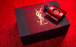 Yves Saint Laurent ra mắt bộ sưu tập giới hạn mùa lễ hội 2020